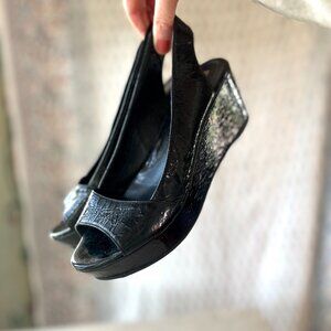 Fendi Black Patent Leather Logo Pattern Peep-Toe Slingback Platform Sandals